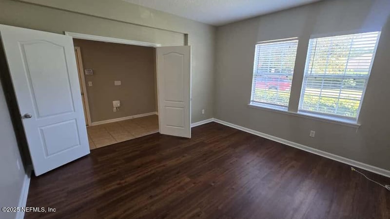 137 Tollerton Ave, St Johns, FL 32259