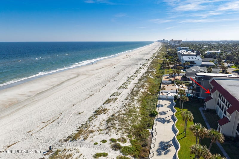 10 10th St #2, Atlantic Beach, FL 32233