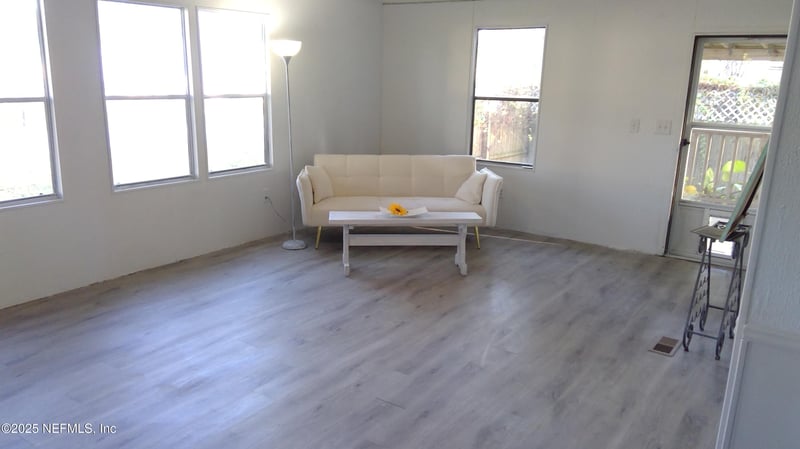 4533 Fourth Ave, St Augustine, FL 32095