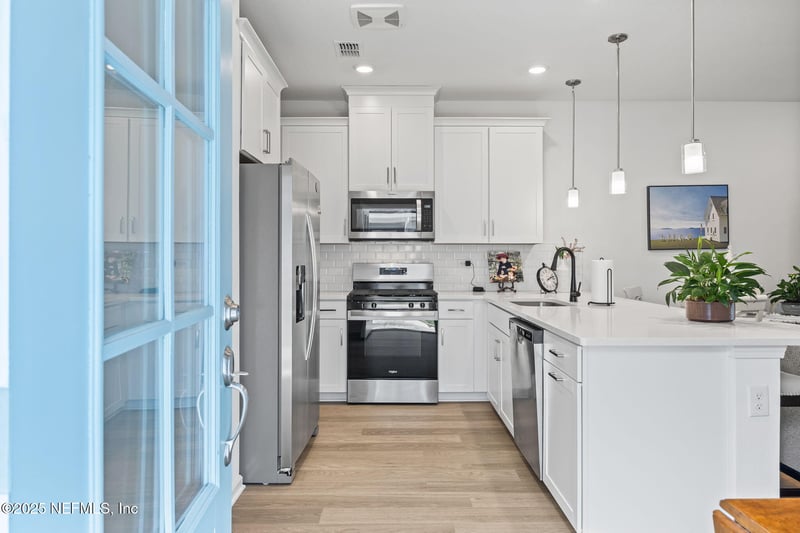 541 Brandon Lakes Dr, St Augustine, FL 32092