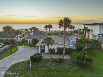 851 Beach Ave, Atlantic Beach, FL 32233