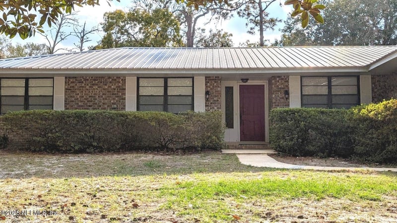 137 Tallow Rd, Pomona Park, FL 32181