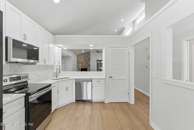 10800 Old St Augustine Rd #306, Jacksonville, FL 32257