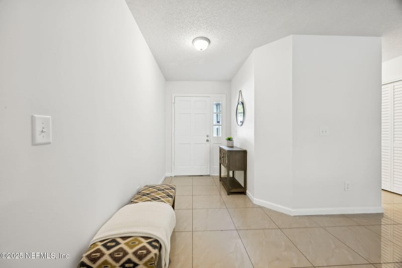 4028 Laurelwood Dr, Jacksonville, FL 32257