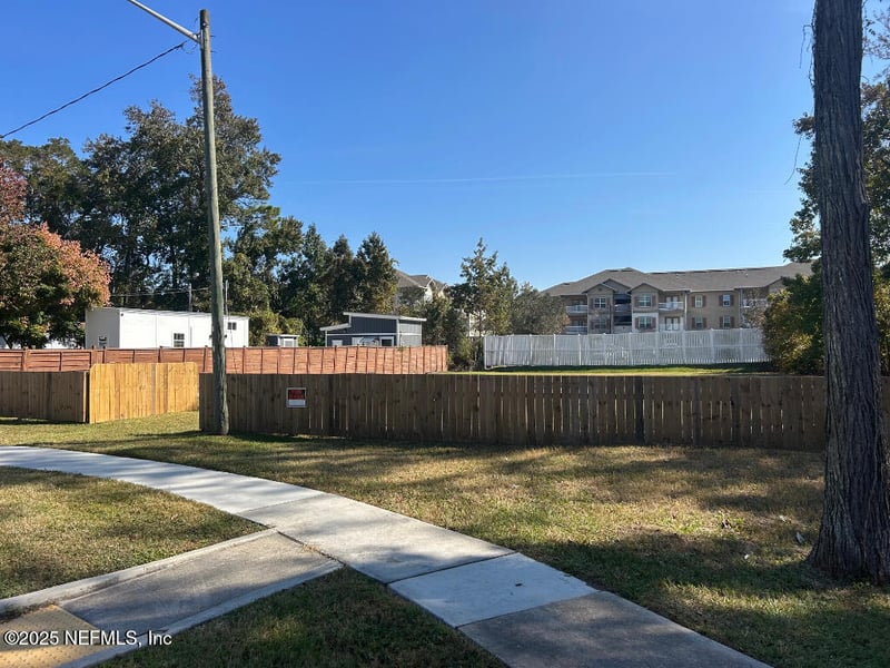 1661 Cocoanut Rd, Jacksonville, FL 32224