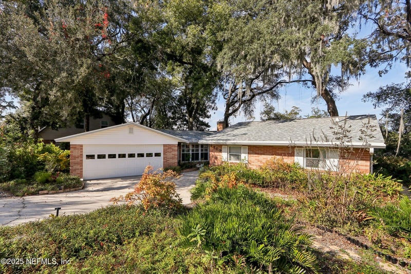 5709 St Isabel Dr, Jacksonville, FL 32277