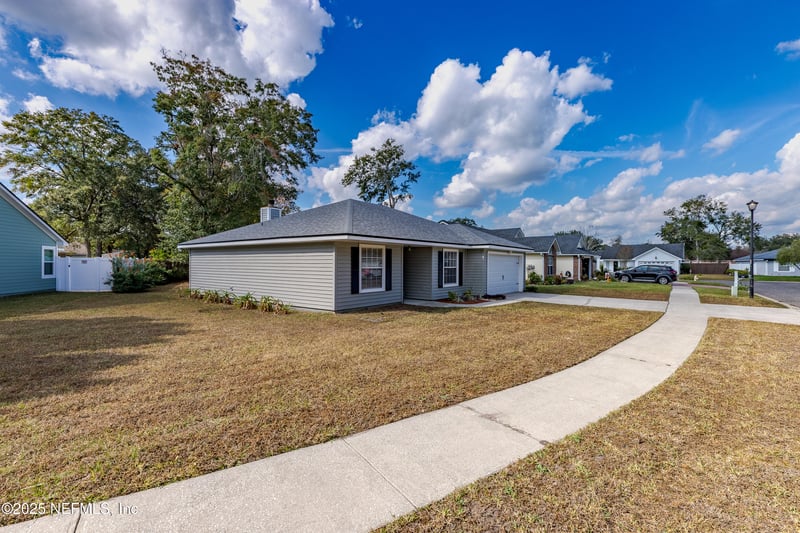 120 Clapton Way, Jacksonville, FL 32220