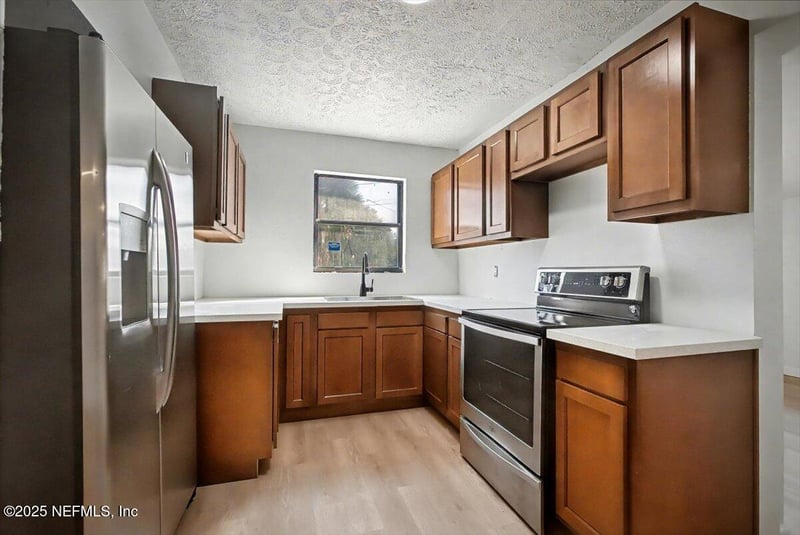 8808 Norfolk Blvd, Jacksonville, FL 32208