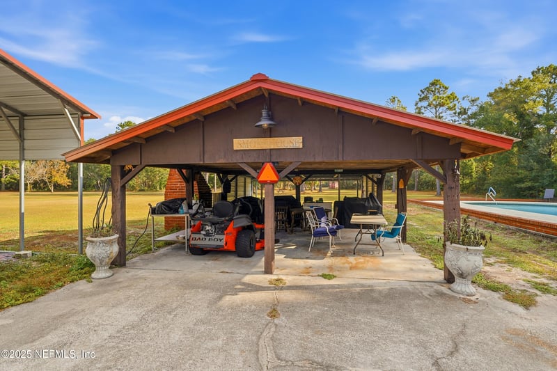 15725 Shark Rd, Jacksonville, FL 32226