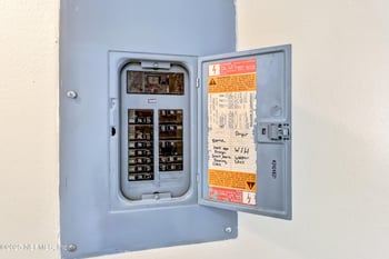 357 Smith St, Jacksonville, FL 32204