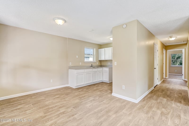 357 Smith St, Jacksonville, FL 32204