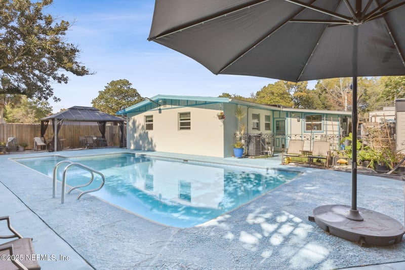 7428 Sandhurst Rd, Jacksonville, FL 32277