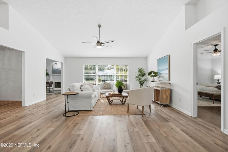 1838 Cardinal Ct, Jacksonville Beach, FL 32250