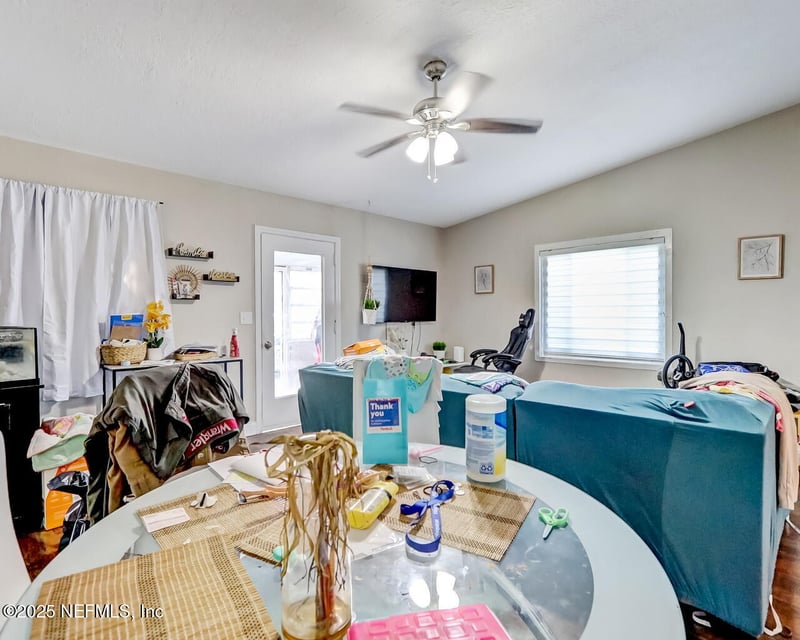 3737 Peach Dr, Jacksonville, FL 32246