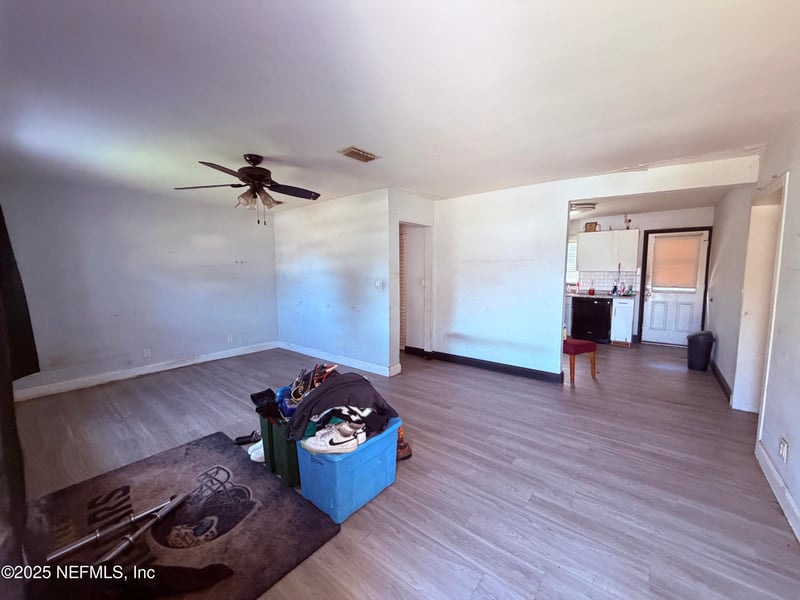 213 Hilltop Dr, Orange Park, FL 32073