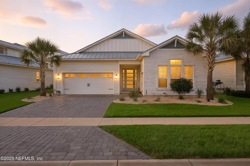 381 Caribbean Pl, St Johns, FL 32259