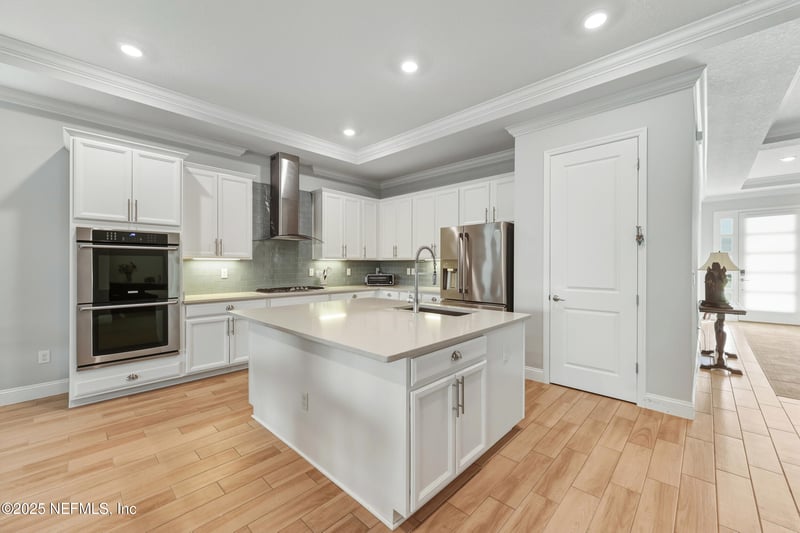 381 Caribbean Pl, St Johns, FL 32259