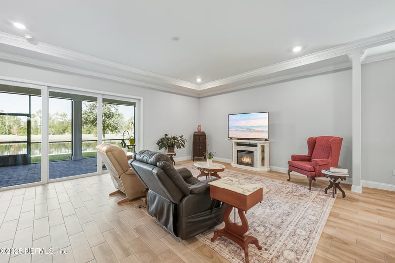 381 Caribbean Pl, St Johns, FL 32259