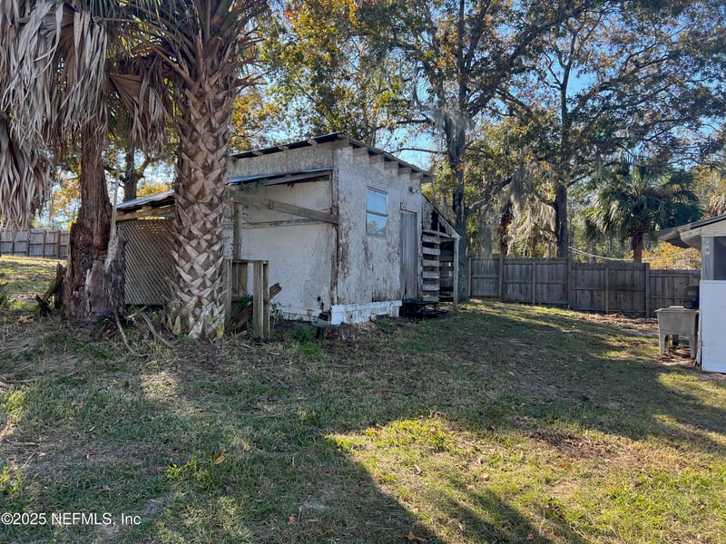 323 Incline Rd, Satsuma, FL 32189