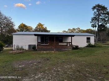 323 Incline Rd, Satsuma, FL 32189