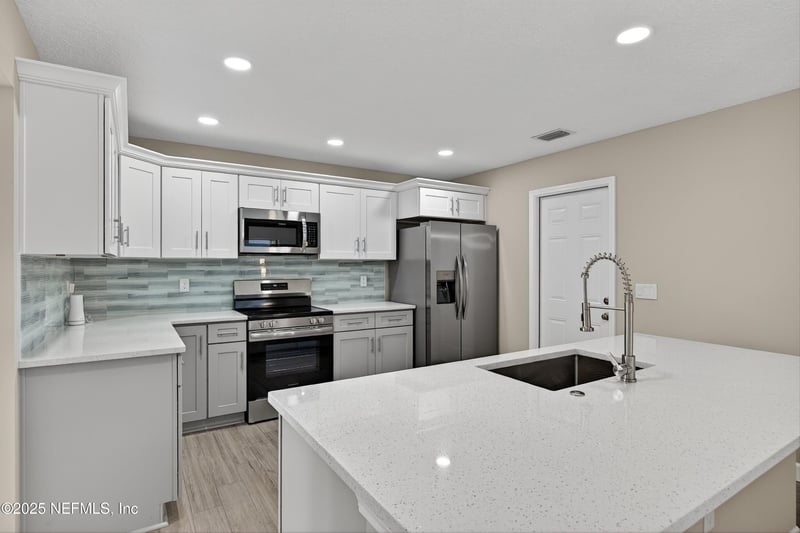 5362 Galewind Ln, Jacksonville, FL 32211