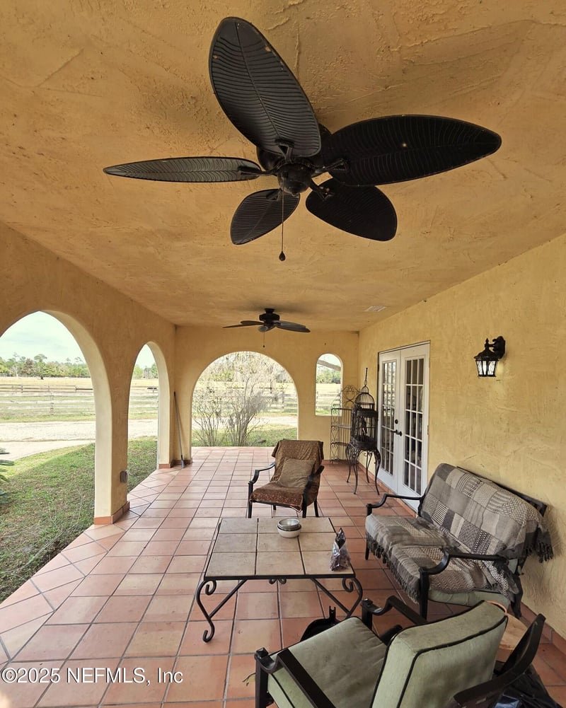 721 Bunnell Rd, Seville, FL 32190