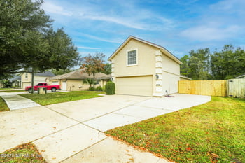 2734 Royal Pointe Dr, Green Cove Springs, FL 32043