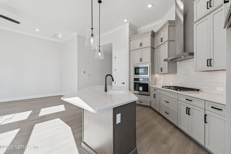 5892 Timber Pines Dr, Jacksonville, FL 32224