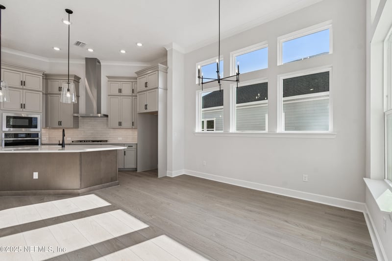 5892 Timber Pines Dr, Jacksonville, FL 32224