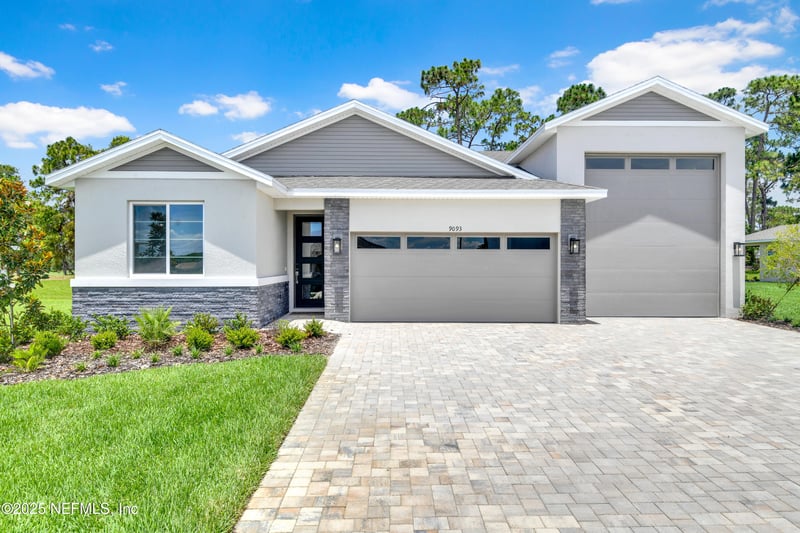 9093 Players Dr, Weeki Wachee, FL 34613