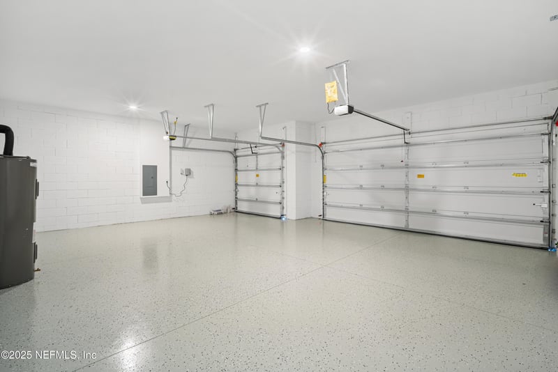 9293 Players Dr, Weeki Wachee, FL 34613