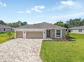 9253 Players Dr, Weeki Wachee, FL 34613