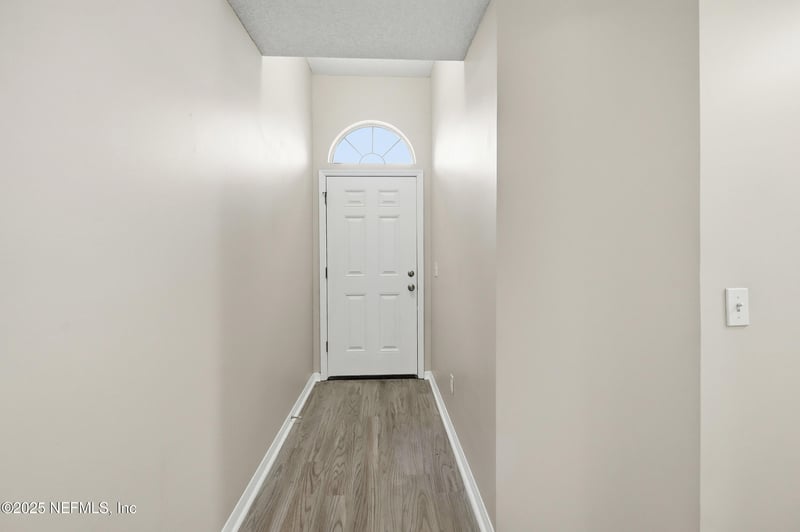 8428 Country Bend Cir, Jacksonville, FL 32244