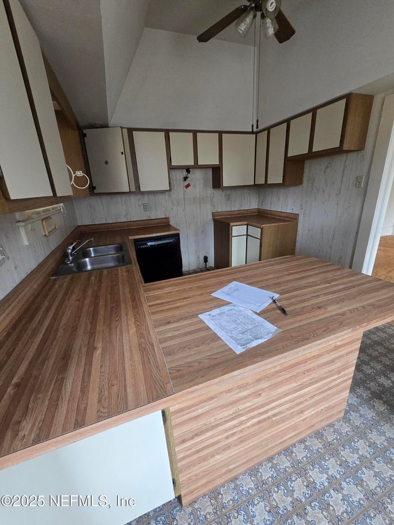 5171 Antler Trl, Middleburg, FL 32068