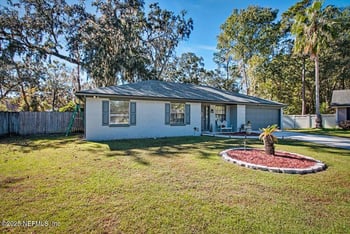 567 Majestic Wood Dr, Fleming Island, FL 32003