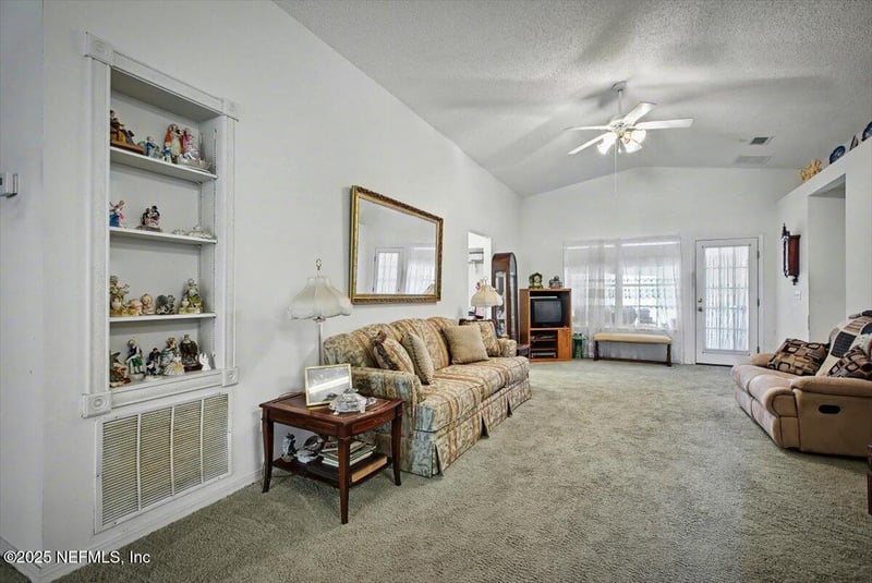 6258 Ironside Dr, Jacksonville, FL 32244