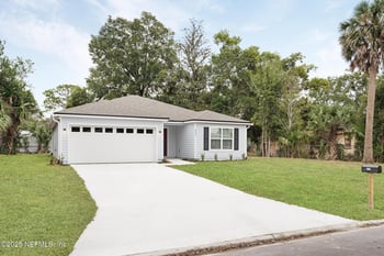 2044 Holcroft Dr, Jacksonville, FL 32208