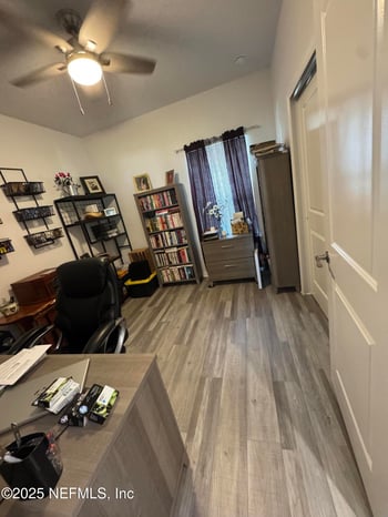 240 Ashley St, Hawthorne, FL 32640