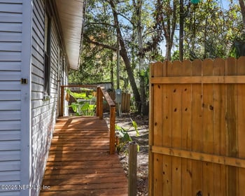 17953 Nassau Dr, Jacksonville, FL 32226