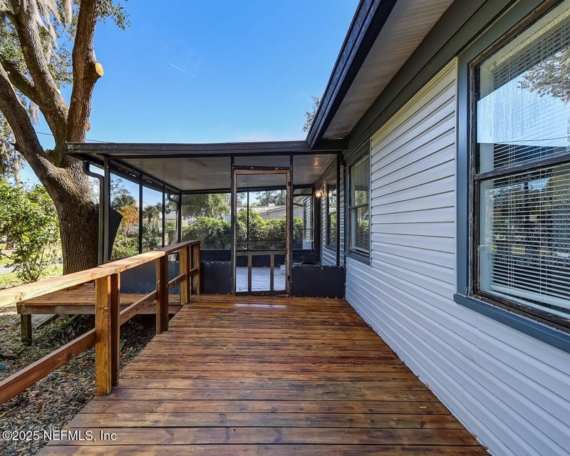 17953 Nassau Dr, Jacksonville, FL 32226