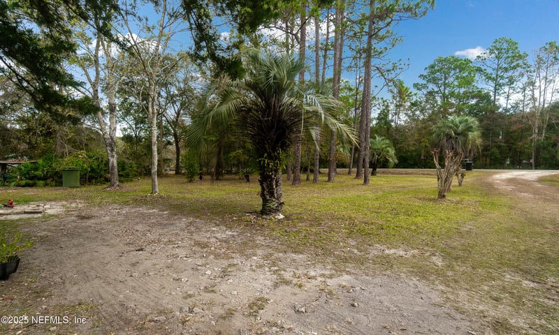 69 Azalea Ave, Middleburg, FL 32068