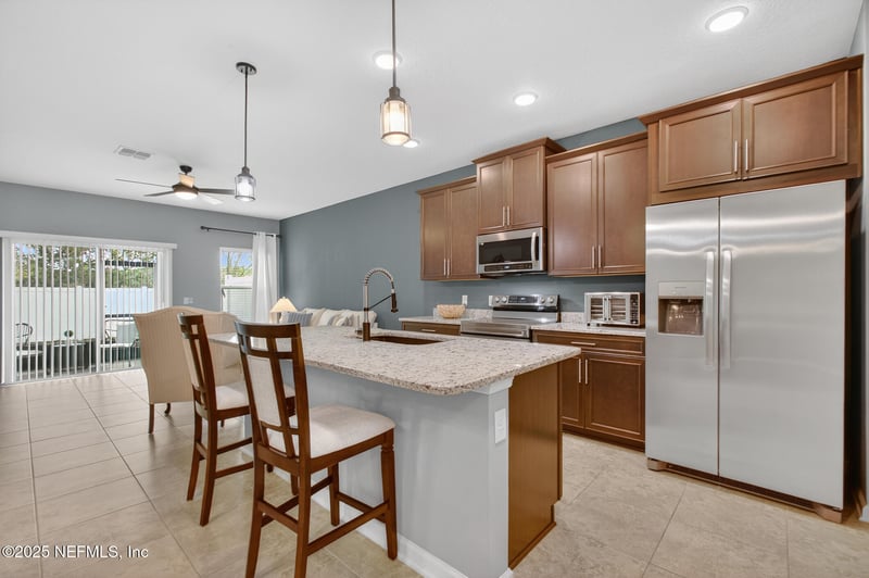 13943 Molina Dr, Jacksonville, FL 32256