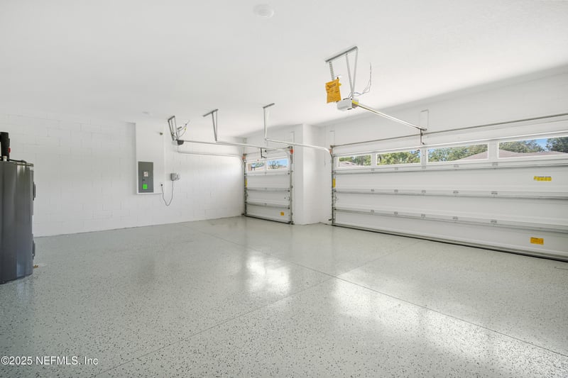 9196 Players Dr, Weeki Wachee, FL 34613