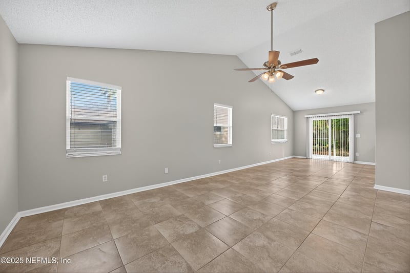 14192 Hampton Falls Dr, Jacksonville, FL 32224