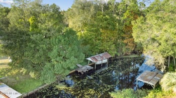 100 Waterway Ave, Satsuma, FL 32189