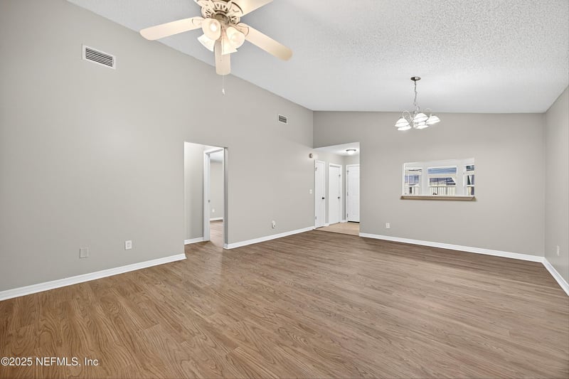 2217 Destine Ln, Jacksonville, FL 32233