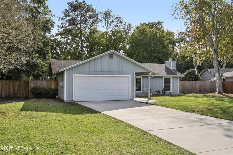 410 Lucys Ln, Fleming Island, FL 32003