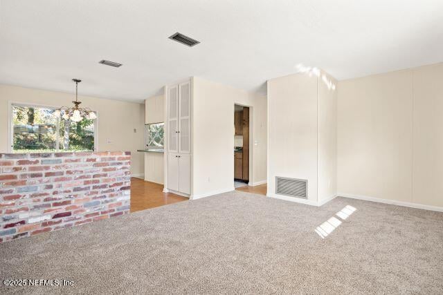 1130 Crown Dr, Jacksonville, FL 32221