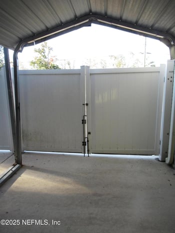 5056 Greenway Dr, Jacksonville, FL 32244