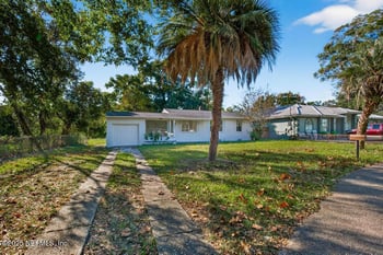 7825 Tory Pl, Jacksonville, FL 32208